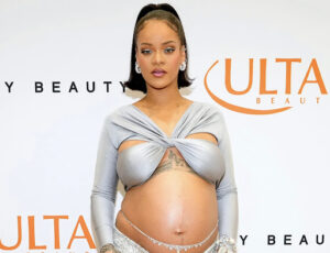 Rihanna-Pregnana.jpg