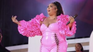 lizzo-3.jpg