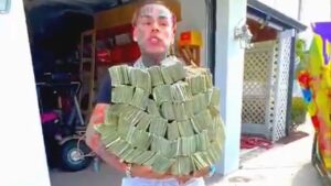 2022-04-11-tekashi-k.jpg