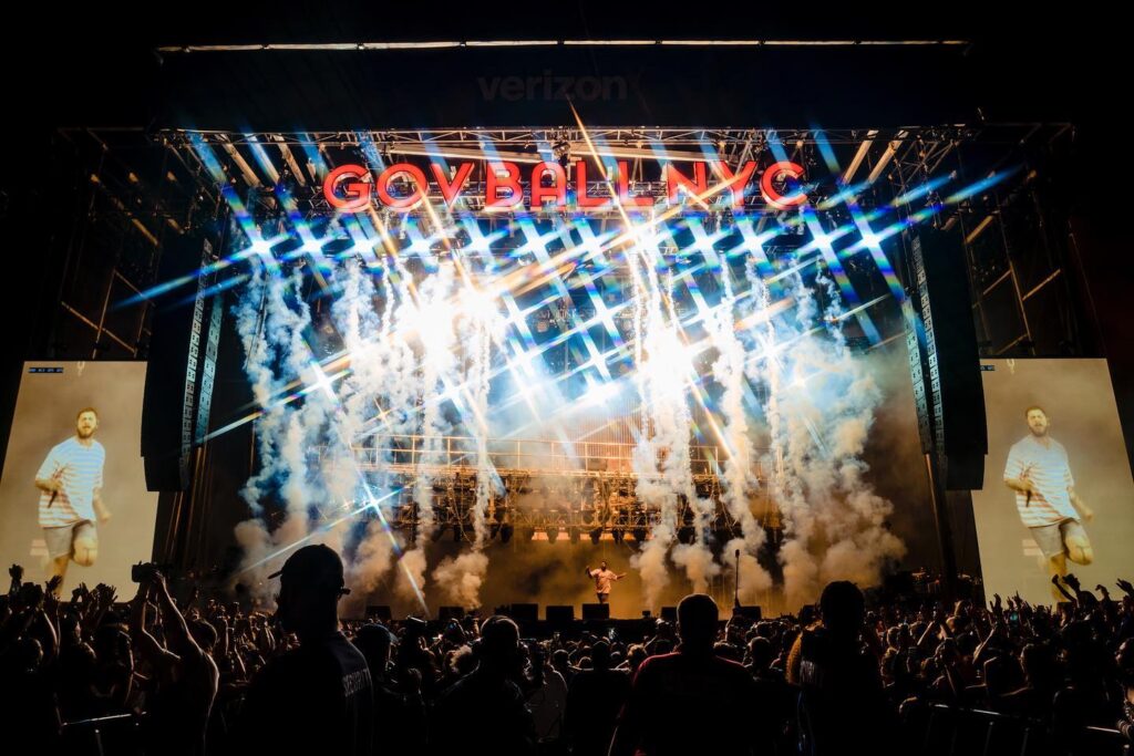 govballnyc-main-stage.jpeg