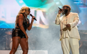 mary-j-blige-black-thought-roots-picnic-2022.png