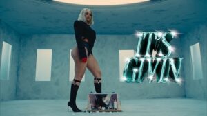 latto-its-givin-video1.jpg
