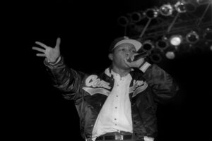 DJ-Quik-performing.jpg