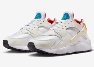 Nike-Air-Huarache-White-Phantom-DH4439-112-Release-Date-4-1068x762-1.jpeg