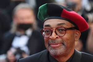 Spike-Lee-wearing-colorful-hat.jpg