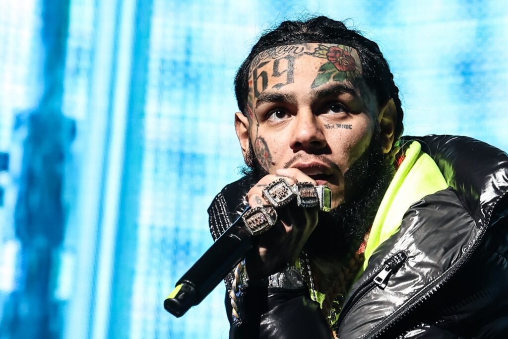 6ix9ine-Attack.jpg