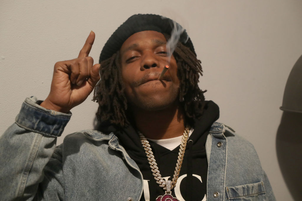 Curreny_Weed.jpg