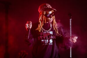 Lil-Wayne-Dance-Moves-Tour.jpg