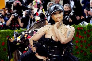 Nicki-Minaj-Advice-Younger-Self-1.jpg