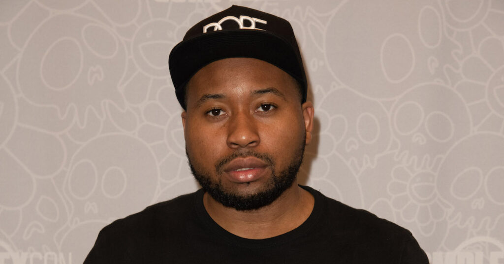 SocialDJAkademiks_EarlGibsonIII.jpg
