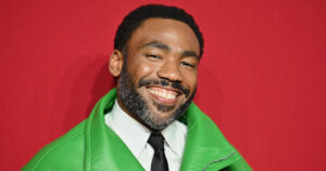 SocialDonaldGlover_ANGELAWEISS.jpg