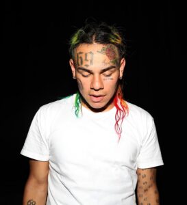 6ix9ine-Addresses-Criticism-Spanish-Music.jpg