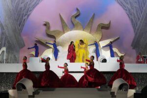 Beyonce-Blue-Ivy-Dance-On-Stage-My-Power-Performance.jpg