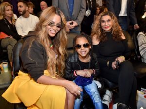 Blue-Ivy-Beyonce.jpg