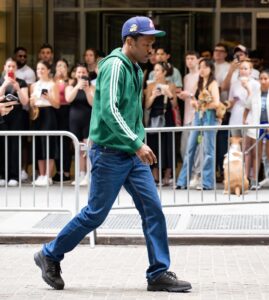 Frank-Ocean-Makes-Rare-Appearance-At-Beyonces-London-Tour-Date.jpg