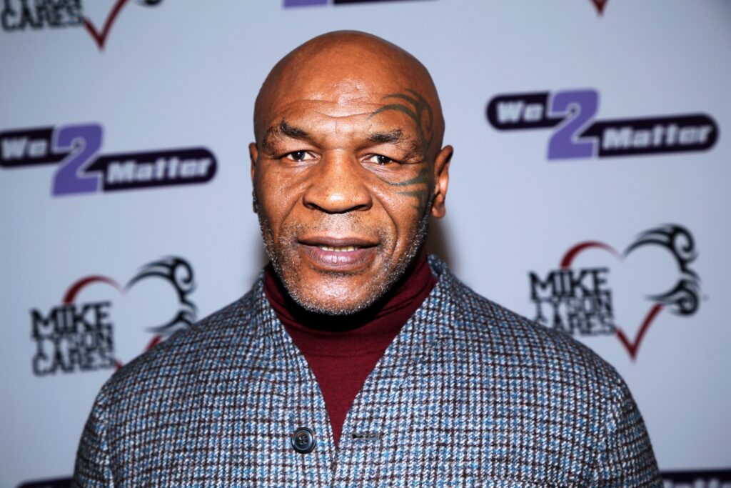 Mike-Tyson-Jamie-Foxx.jpg