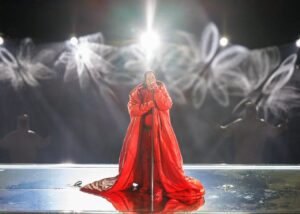 Rihanna-Super-Bowl-Most-Watched.jpg