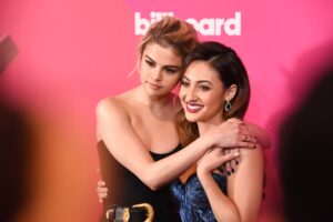 Selena-Gomez-Kidney-Donor-Angry-She-Still-Drinks.jpg