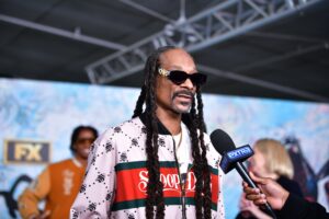 Snoop-Dogg-Designers-Shut-Down-Clothing-Line.jpg