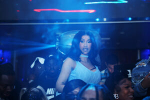 Cardi-B-Reacts-To-Smoky-New-York-Air-Conditions-1500x1000.jpg