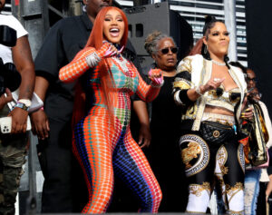 CardiB2022SummerJam-scaled-e1685808931960-1500x1185.jpg