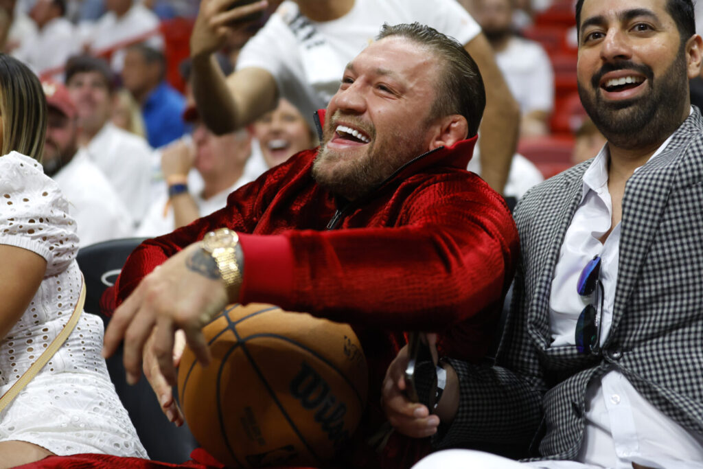 Conor-McGregor-2-1500x1000.jpg