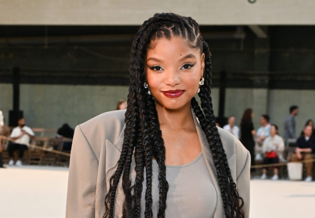 Halle-Bailey-Stuns-At-Paris-Fashion-Week-scaled-e1687575376913-1500x1040.jpg