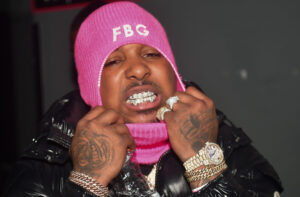 Key-Glock-Pokes-Fun-At-Doe-Boy-After-Causing-Him-To-Sprain-His-Ankle-scaled-e1686809835145-1500x986.jpg