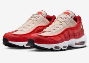 Nike-Air-Max-95-Mystic-Red-Guava-Ice-FN6866-642-4-1-1024x731.jpegw1920q75.jpeg