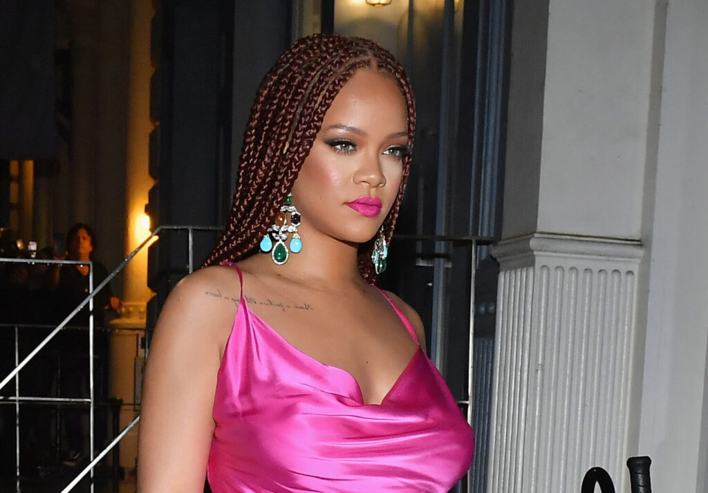 Rihanna2019-1500x1044.jpg