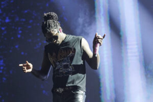 Young-Thug-Reveals-22Business-Is-Business22-Tracklist-Featuring-Drake-Lil-Uzi-Vert-1500x1000.jpg