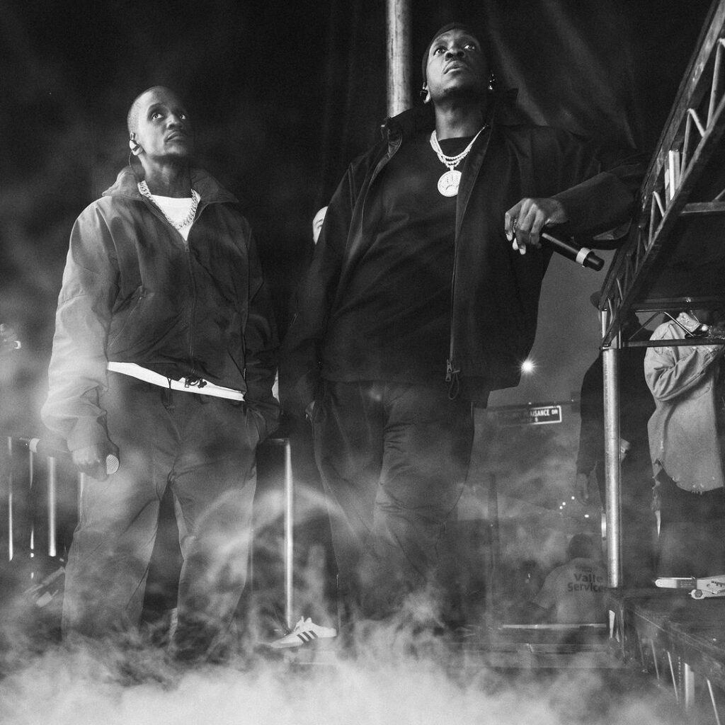 clipse-BW-smoke.jpg