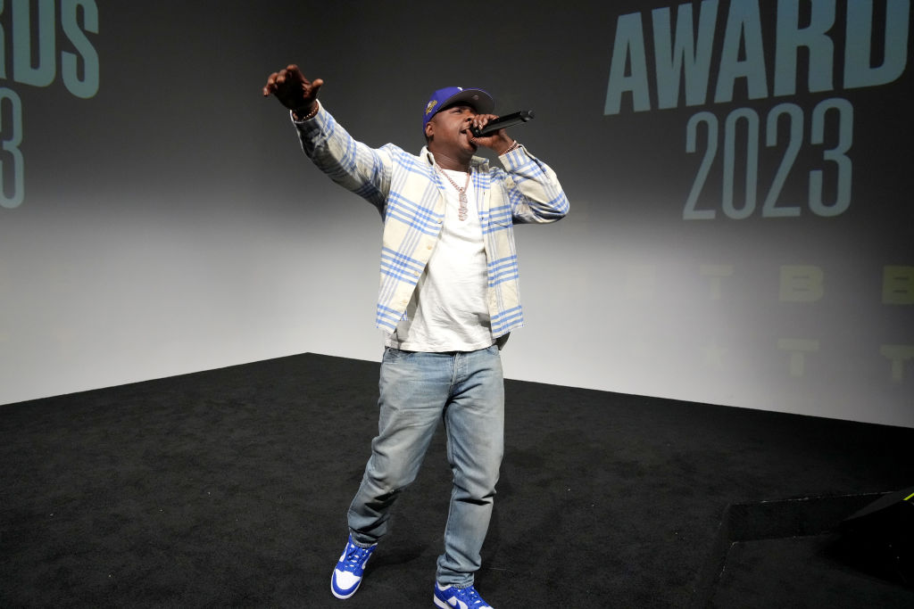 jadakissanxietyperforming.jpg