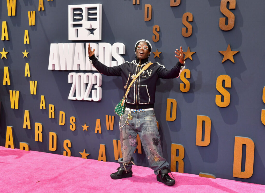 lil-uzi-vert-the-pink-tape-1500x1095.jpg