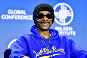 snoop-dogg-ottawa-senators-1500x1000.jpg