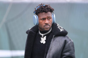 Antonio-Brown-4-1500x1000.jpg
