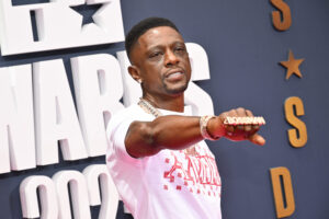 Boosie-Labels-Owe-Money-Yung-Bleu-1500x1000.jpg