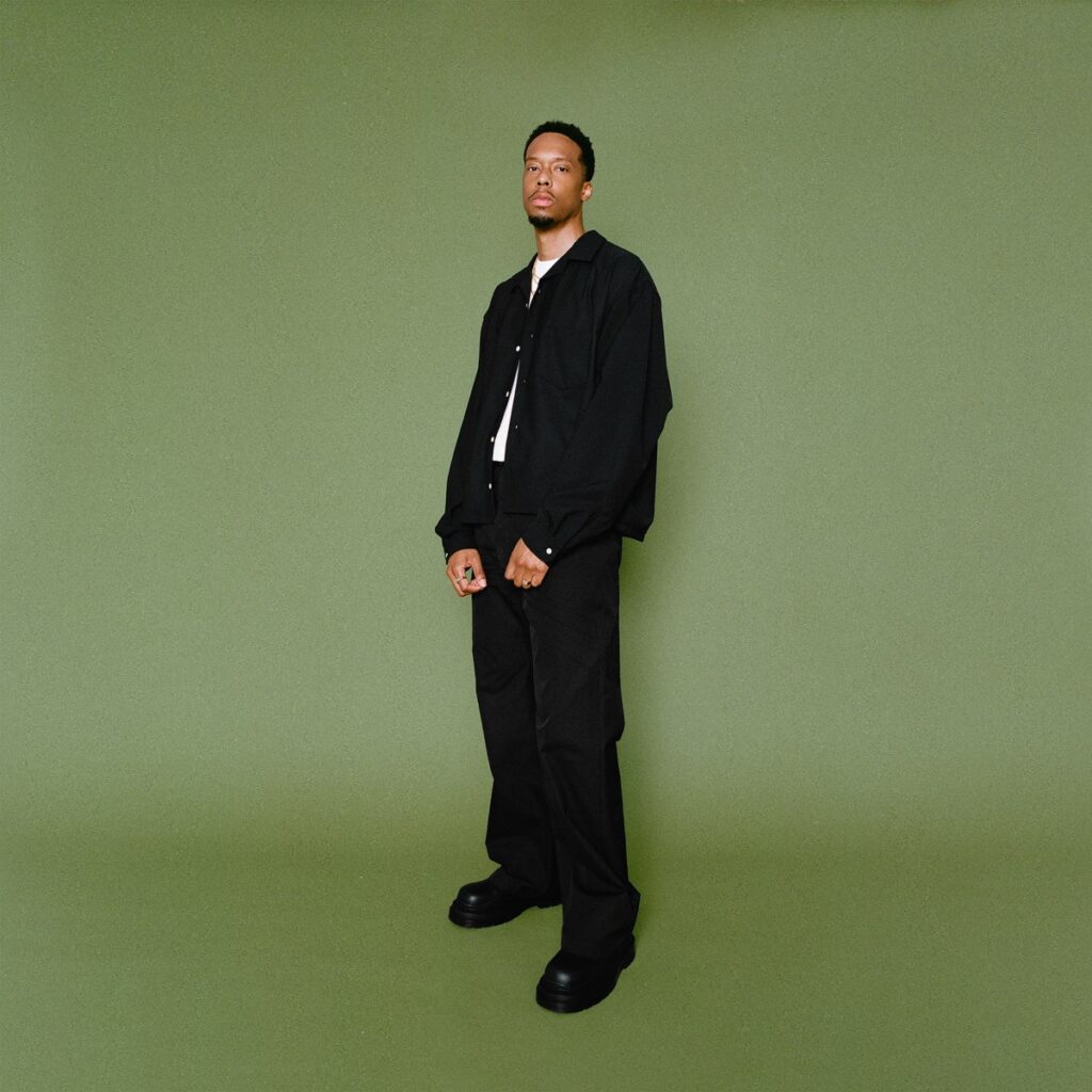 black-milk-everybody-good-album.jpg