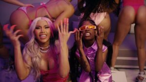 fendida-rappa-cardi-b-point-me-2-video.jpg