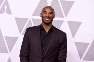 nike-kobe-6-reverse-grinch-1500x992.jpg