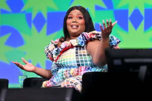 Amsterdam-Lizzo-1500x1000.jpg