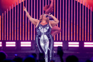 Lizzo-Spotted-First-Time-Since-Allegations.jpg