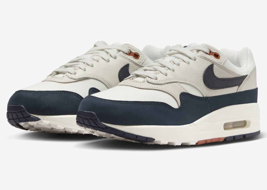 Nike-Air-Max-1-Light-Orewood-Brown-Obsidian-FD2370-110-4.jpg