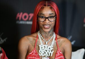 SexyyRed-1-1500x1047.jpg