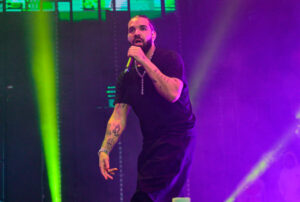drake-bobbi-althoff-unfollow-each-other-1500x1011.jpg