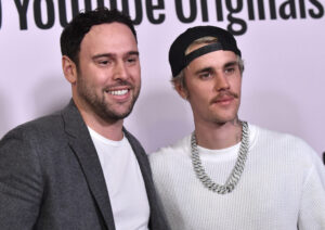 scooter-braun-bieber-1024x722.jpeg