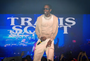 travis-scott-happy-birthday-dave-chappelle-1500x1017.jpg