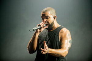 1696095670_Drake.jpg