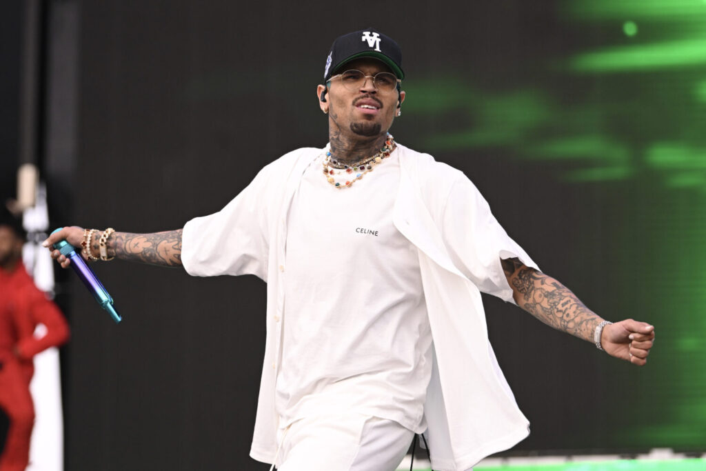 Chris-Brown-Popeyes-Lawsuit-1500x1000.jpg