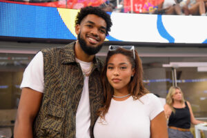 karl-anthony-towns-jordyn-woods-1500x1000.jpg